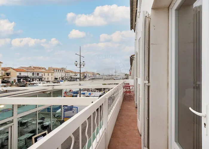 AS21755 - Grand P3 Vue Canal au cœur du Centre-Ville à 20m de la plage